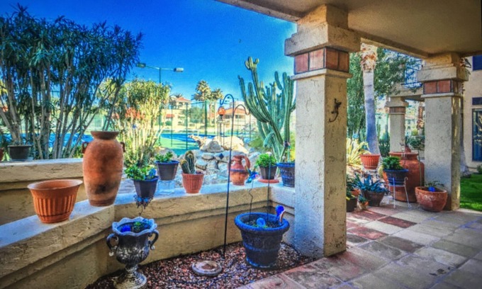 Scottsdale Ranch Condominio | ¡NUEVO EN EL CLUB DE LA RACQUETA! UBICACIÓN UBICACIÓN UBICACIÓN !!