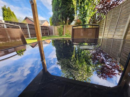 Bolton Casa | Newly Refurbished 3 Bedroom House with Lovely Garden