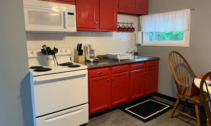 Yalesville Casa | Newly Remodeled 1-BR Close to Everything yet Very Private
