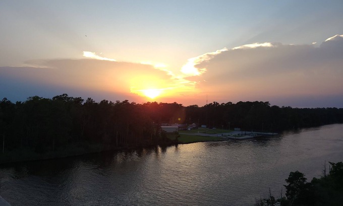 Hobucken Casa | Newly Renovated 3bed/2bath Pet Friendly Home on Goose Creek Island