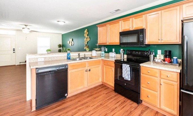 Hubert Casa | Newly Renovated-Central Jacksonville/Lejeune/Beach