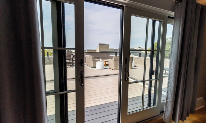 Newport Casa | Newport Lofts - 194 Thames Street