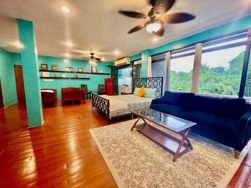 Koror Apartamento | Ngermid Oasis Large Studio With Kitchen & Scenic Views