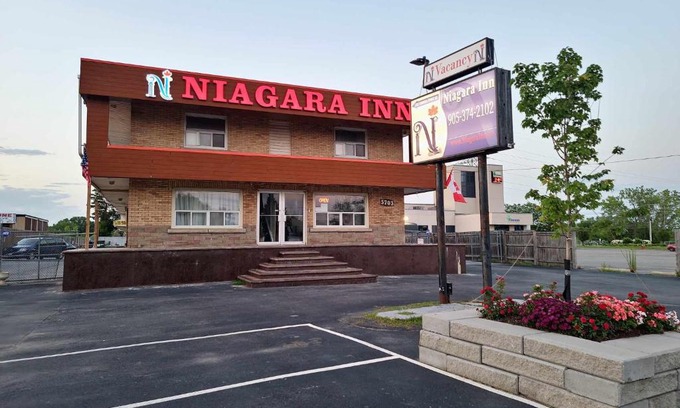 Niagara Falls Hotel | Niagara Inn