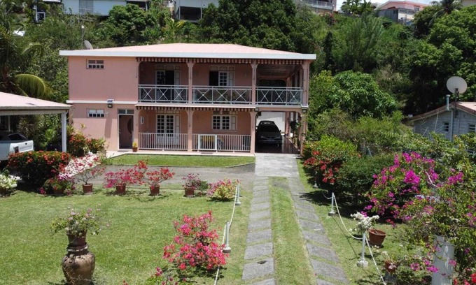 Trois-Rivieres Apartamento | Nice Apartment F3 - 2 bedrooms- in Sainte Luce, near Anse Mabouyas