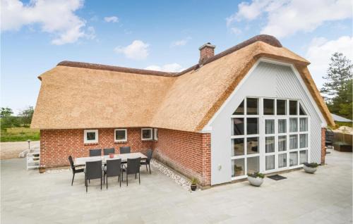 Ho Casa | Nice Home In Oksbøl With Sauna
