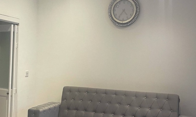 Margam Casa | Nightly weekly or monthly stays. Great for family getaways Mumbles 10 min dri