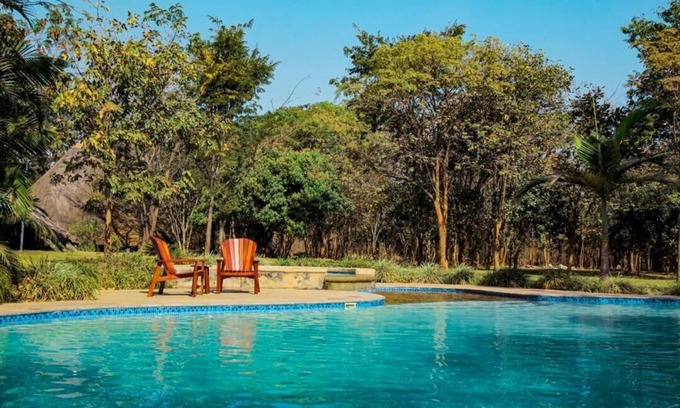 Ndola Complejo | Njele Country Park