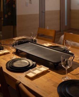 Toyota Villa | Noctis豊田 ジャグジー肩湯付お風呂75型TV 最大12名宿泊可能