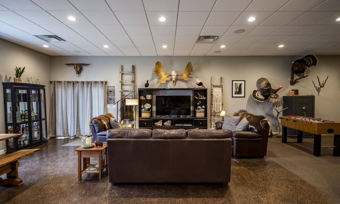 Leola Casa | Nomad Lodge - Start your adventure here!