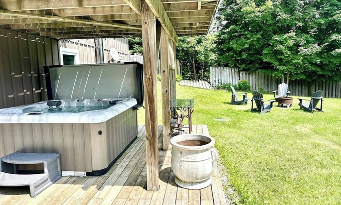 Grey Highlands Cabaña | Nordic Nook: Family Retreat with Salt Pool