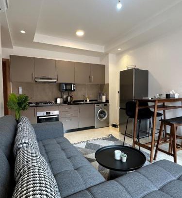 Tassoultante Apartamento | Noria Golf Poolside Garden Flat