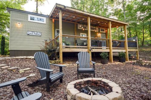 Murphy Casa | North Carolina Tiny House for Mountain Glamping near Murphy