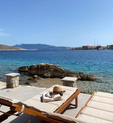 Rhodes Casa | NUMĒNIA Seafront Property