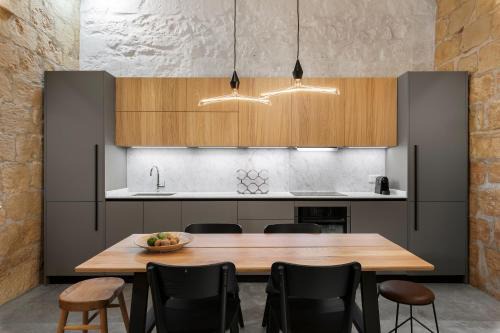 Cospicua Apartamento | NUMRU 27 Expertly restored small house of character