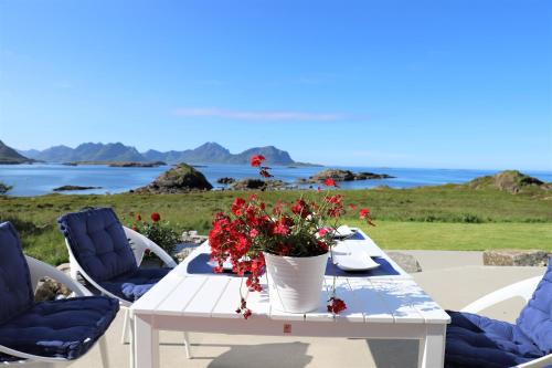 Oksnes Villa | Nyksund, Huset på Skåltofta