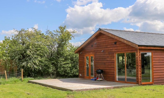 Sheriff Hutton Casa | Oak Lodge