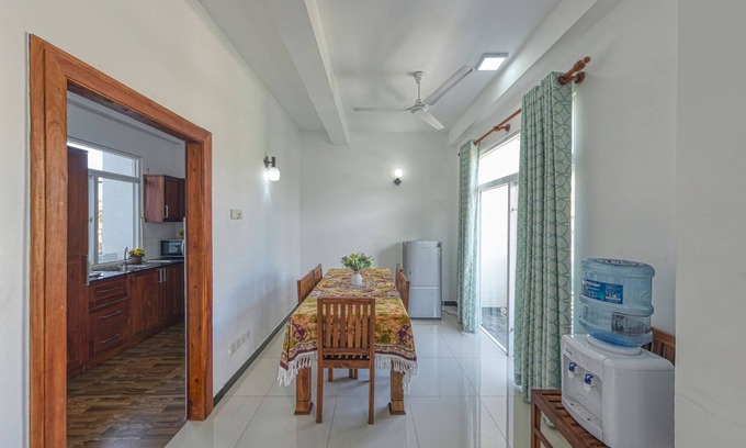 Wellawatta North Hotel | Ocean Breeze Apartment Colombo