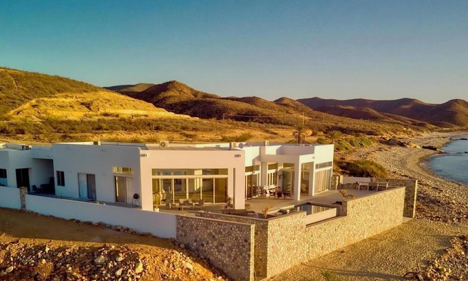 Los Barriles Casa | Nueva Casita Contemporánea Frente al Mar! Terminado en 2019 !!!