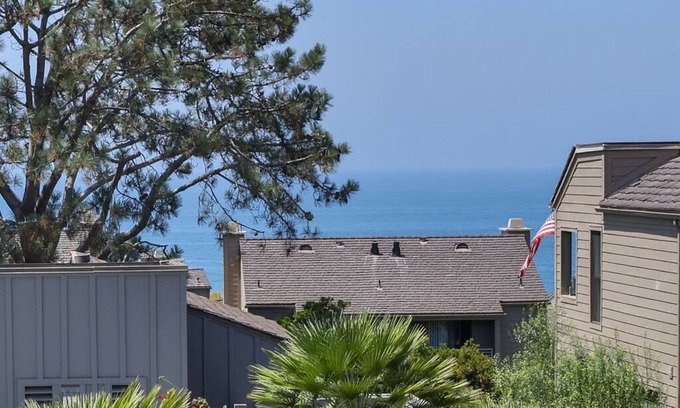 Del Mar Apartamento | Ocean views in Del Mar