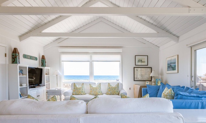 Smith Point Cabaña | Cabaña frente al mar en Smith's Point con hermosas vistas al agua, cocina nueva