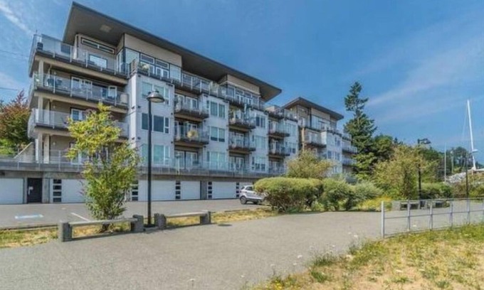 Regional District of Nanaimo Hotel | Oceanfront Suites by Casa De Las Fuentes