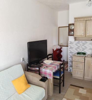 Niksic Apartamento | Ogi