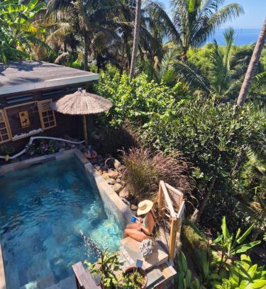 Les Avirons Casa | OHANA Jungle Lodges