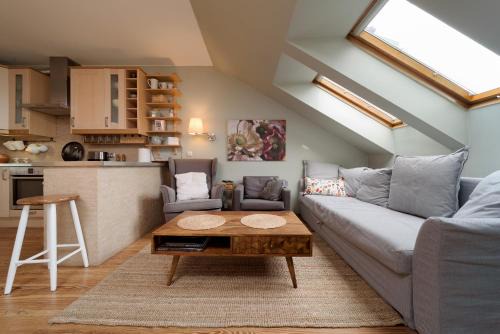 Bemowo Apartamento | Olbrachta 118D by Homeprime