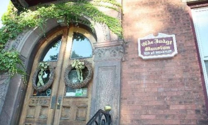 Troy Cama Y Desayuno | Olde Judge Mansion