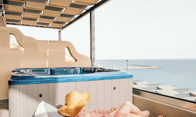 Plomari Hotel | Olive Green Studios and Apartments