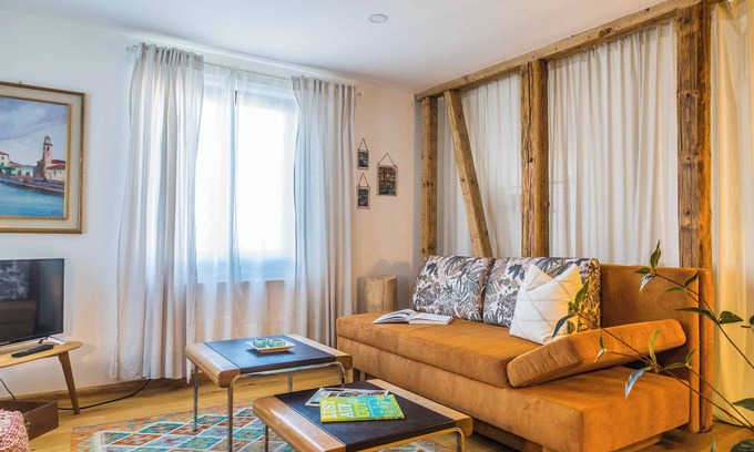 Besigheim Apartamento | OLIVE Modern city apartment in the heart of the historic old town of Besigheim