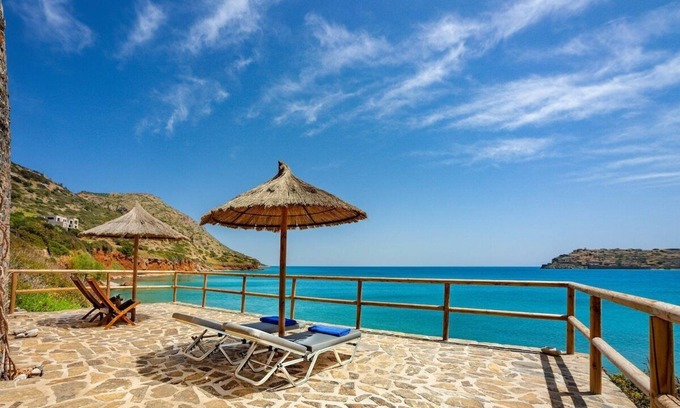 Plaka Cabaña | OLONDI: Spacy 1 Studio Plaka Beach Cottage