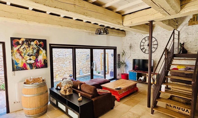 Olonzac Casa | Escapada a Olonzac: Piscina y encanto