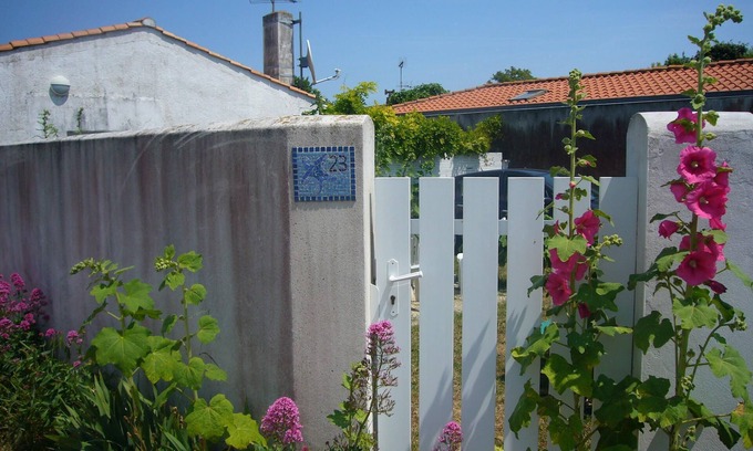 La Bree-les-Bains Casa | En la isla de Oléron, en el corazón del pueblo situado junto al mar.