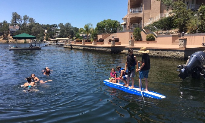 Copperopolis Casa | En el lago en Drifters