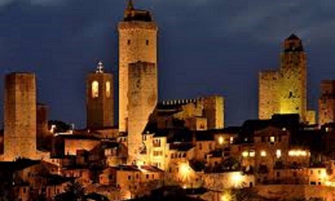 Monteguidi Cabaña | en la cima de la colina toscana