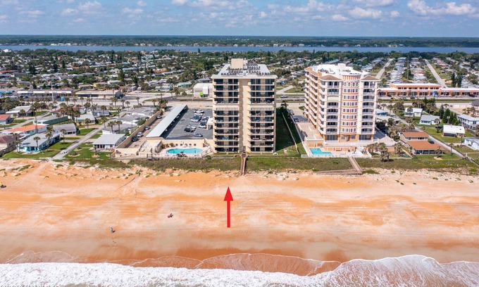 Ormond-by-the-Sea Condominio | Ormond Beach ... ..Ocean Front Condo ...... ...... ... ..Large Balcones Despejada Vistas