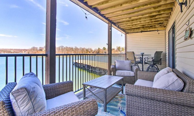 Osage Beach Apartamento | Osage Beach Resort Condo with Community Pool!