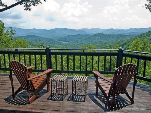 Blairsville Casa | Over The Moon | Blairsville GA