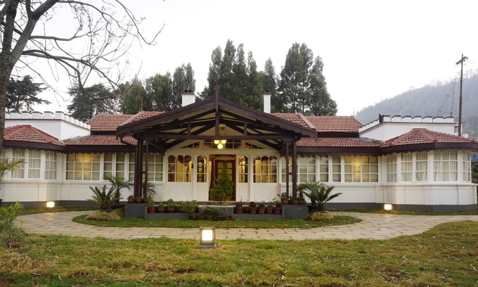 Thalayathimund Hotel | Oxygen Resorts Ooty