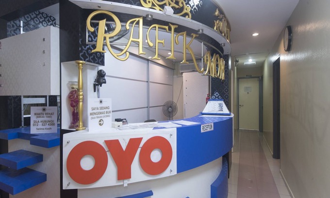 Kepala Batas Hotel | OYO 44016 Rafik Ali Motel