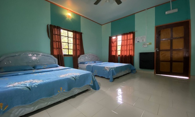 Ranau Hotel | OYO 90286 Yuna Bamboo Rest & Stay