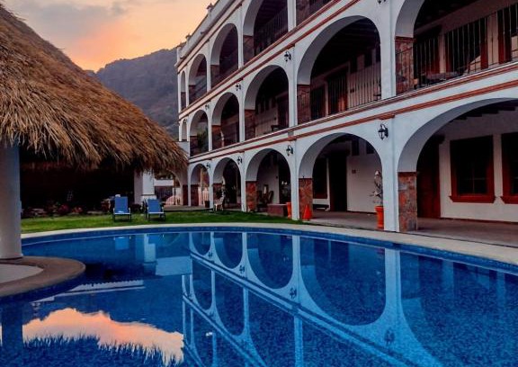 San Miguel Hotel | Palacio Del Cobre