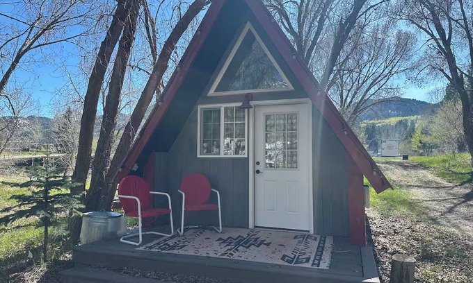 Irwin Cabina | Palisades Cabin #9