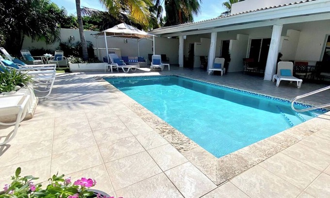 Noord Villa | Suite con cama King de Palm Beach, a 5 minutos a pie del hotel Beach & Marriott