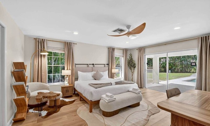 Wellington Casa | Palm Beach Polo/PGA Retreat – Pool & Luxe Comfort