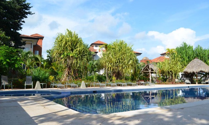 Esterillos Este Villa | Palm Coast Luxury Rentals