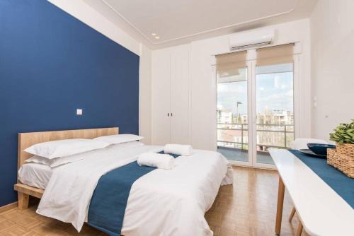 Komotini Apartamento | Pantheon square view 3