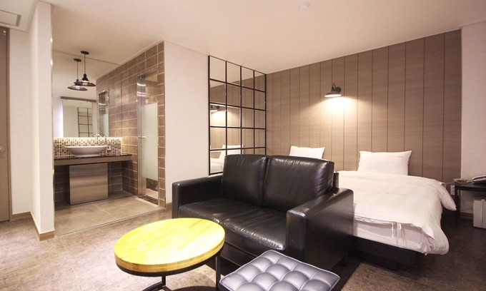 Gunsan Hotel | Paradise Hotel